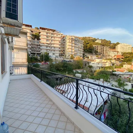 Summerland Saranda Exterior photo